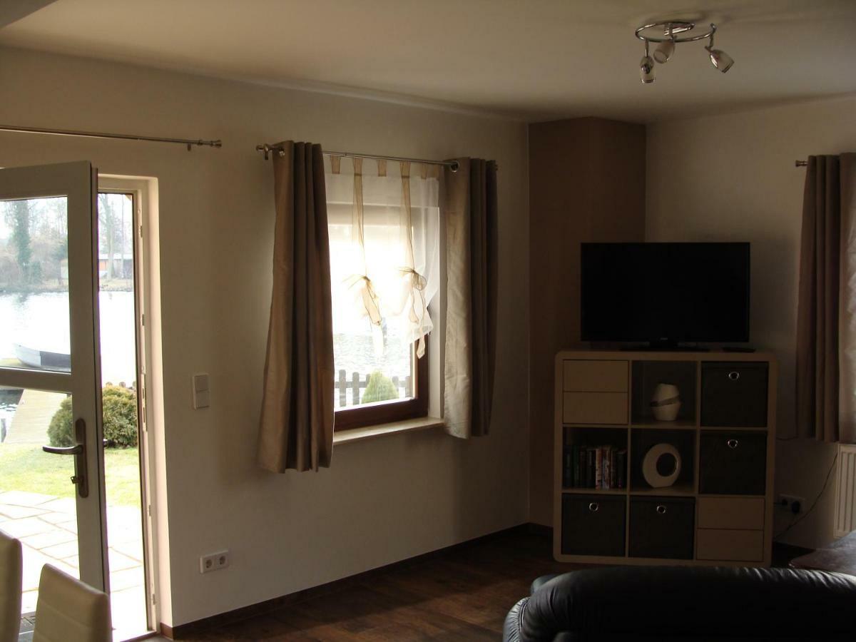 Ferienwohnung Rohrwallinsel Koepenick Berlim Exterior foto